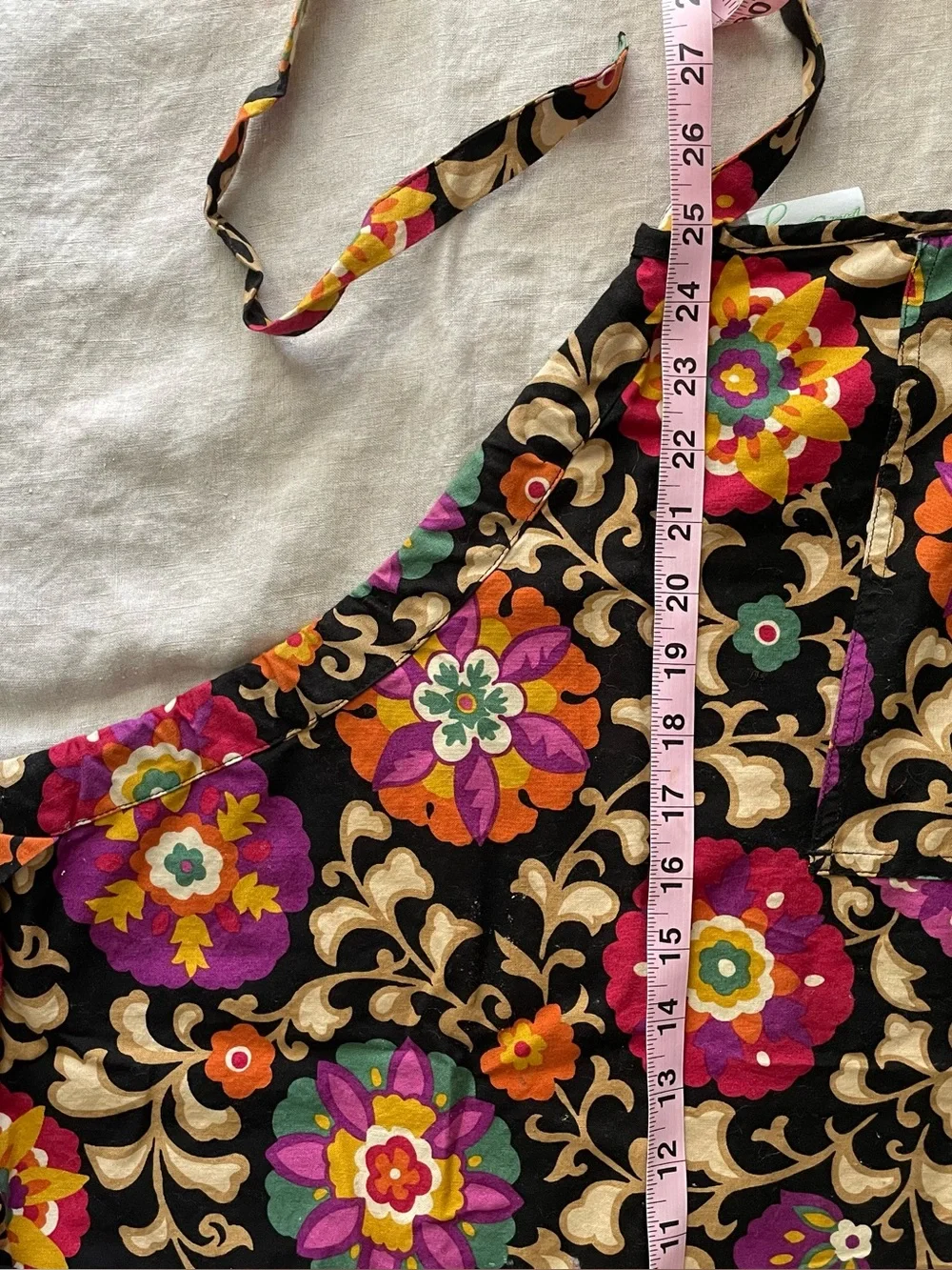 Vera Bradley Boho Floral Black Cotton Kitchen Bib Apron with Pockets Whimsical